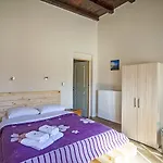 Ihnilatis 4*