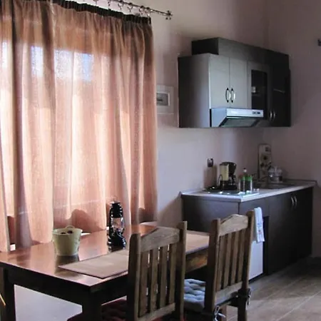 Ihnilatis 4* ケルキニ