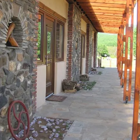 ιχνηλάτης Bed and Breakfast 2*