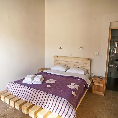 ベッド・アンド・ブレックファスト Ihnilatis ケルキニ