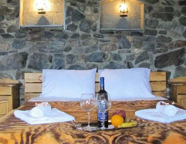 Ihnilatis Panzió 4*